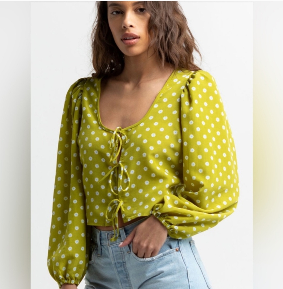 Levi's Green Puff Sleeve Crop Blouse with Tie Front